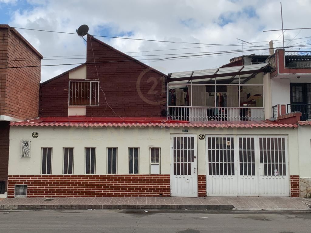 Residential For Sale, Single Family BogotáCundinamarca, Colombia