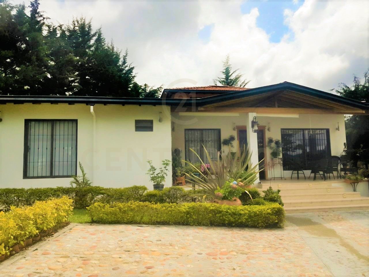 Residential For Sale, Single Family 2300, Guatape, Antioquia, Colombia